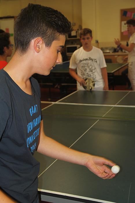 vacanze-gruppo-dublino-dublin-school-ping-pong.jpg