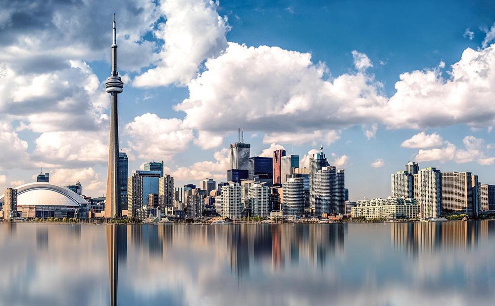 Skyline diurno di Toronto