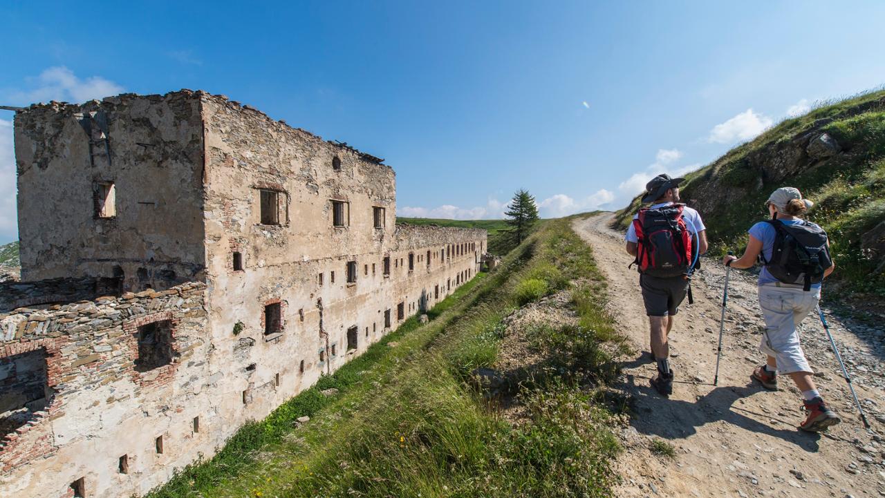 FORTS DE L'EST DU COL DE TENDE