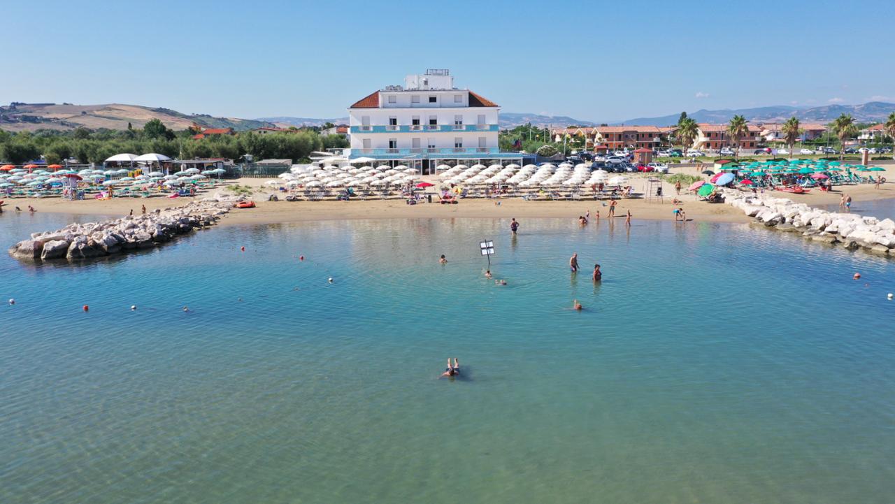 Montenero di Bisaccia, Hotel Strand