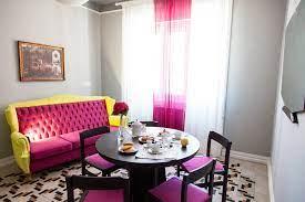 Naftalina rooms