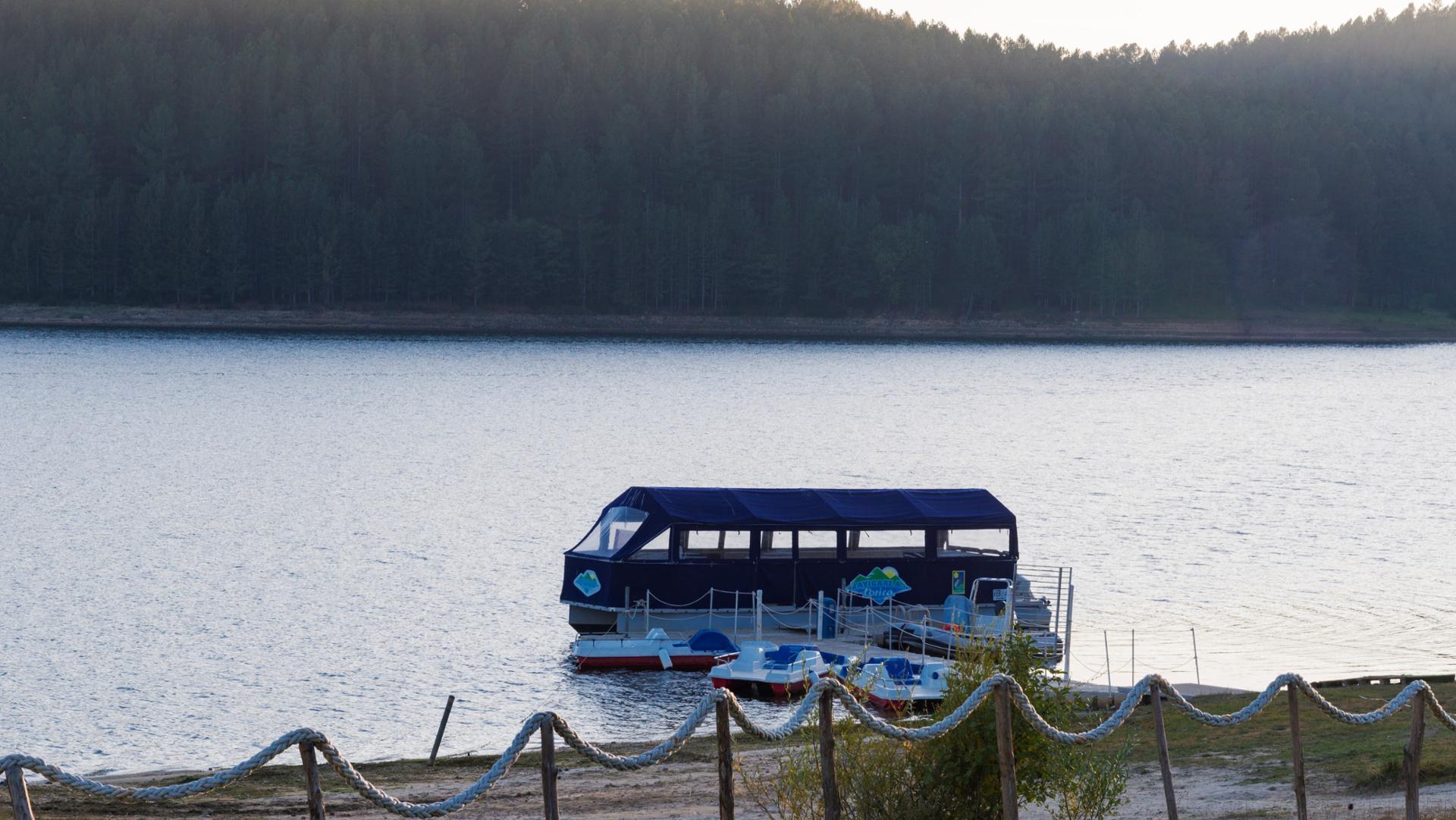 Battello elettrico Lago Arvo Lorica