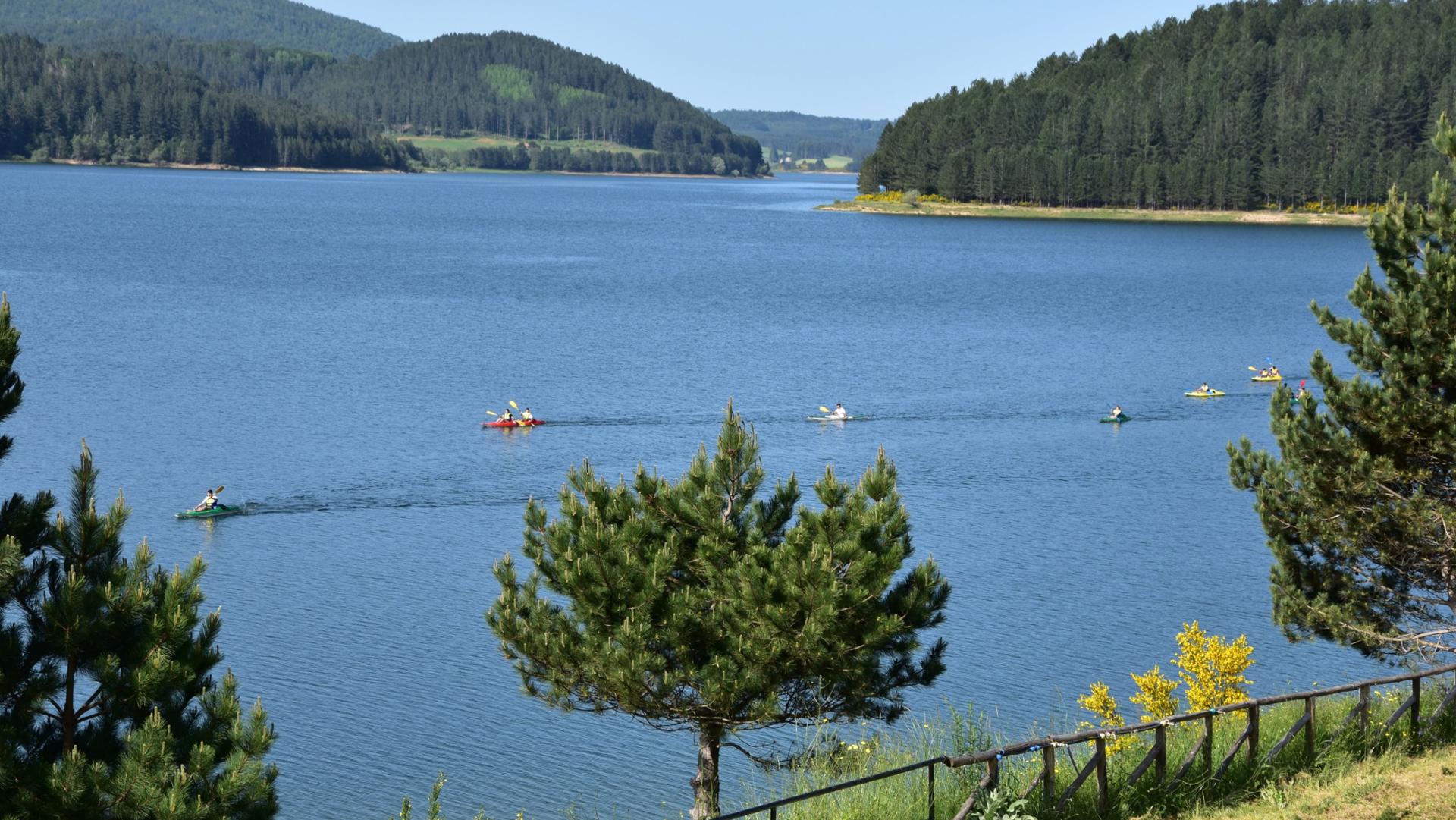 Canoa Lago Arvo Lorica