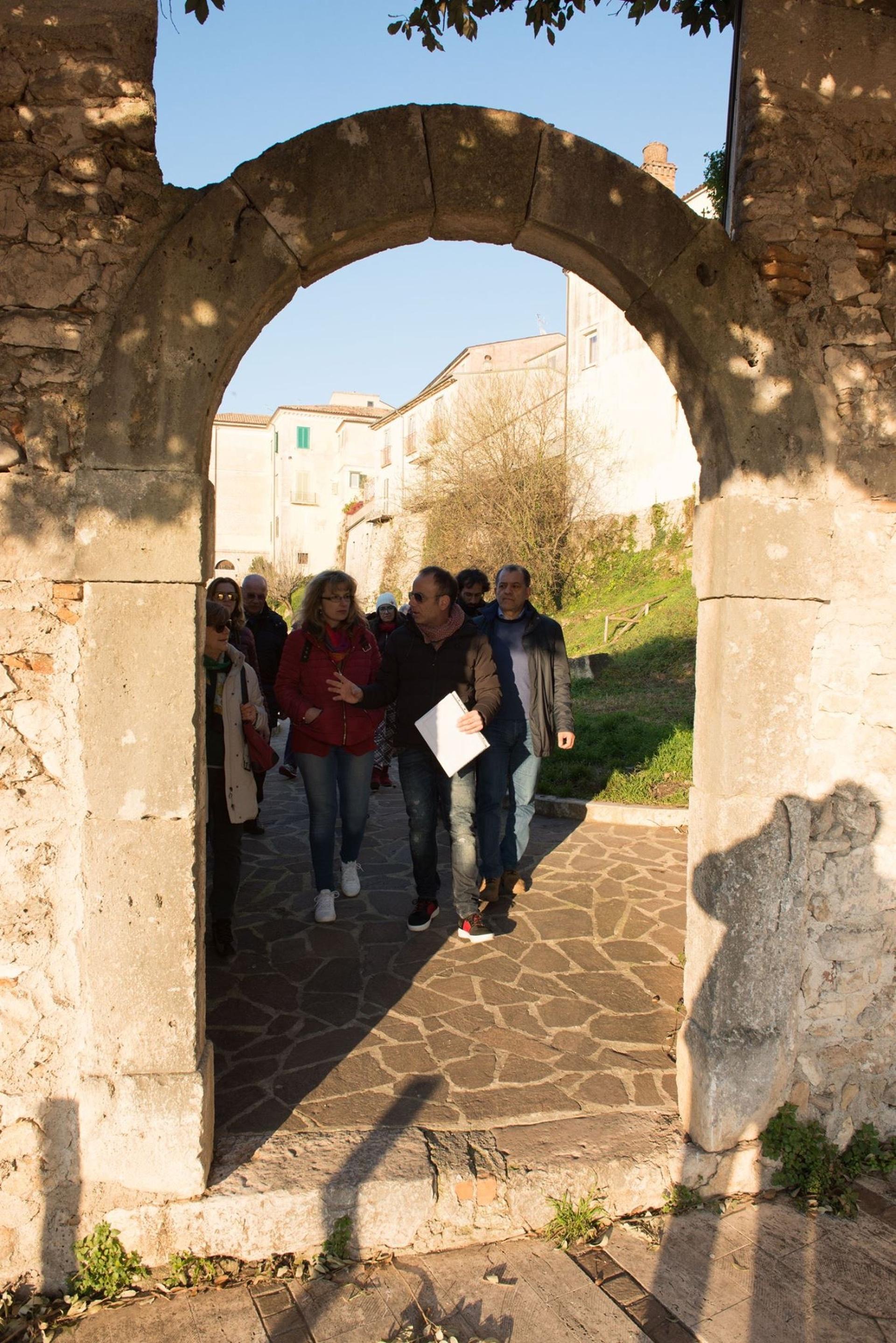 Archeologia alla luce del tramonto