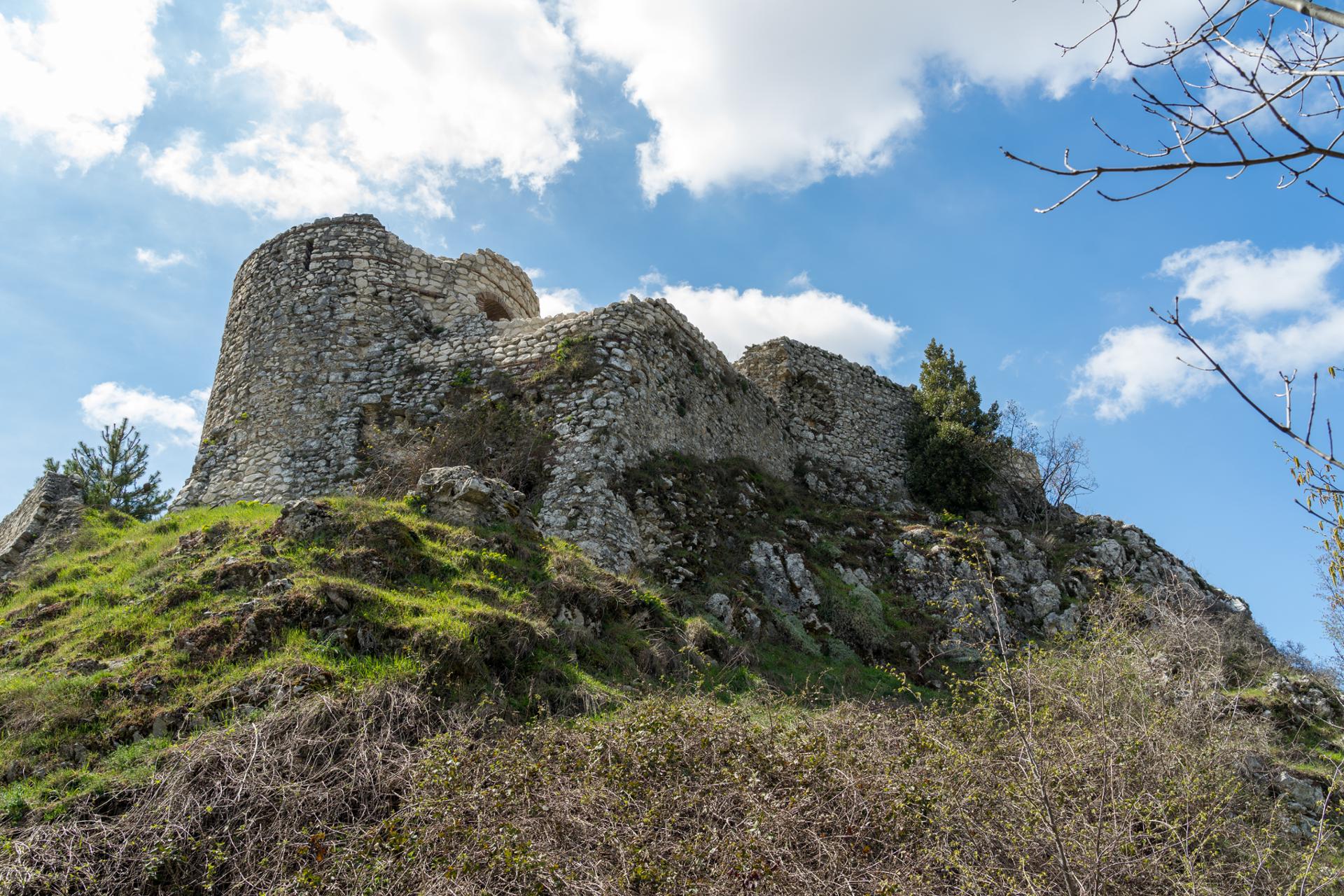 Castello Roccamandolfi