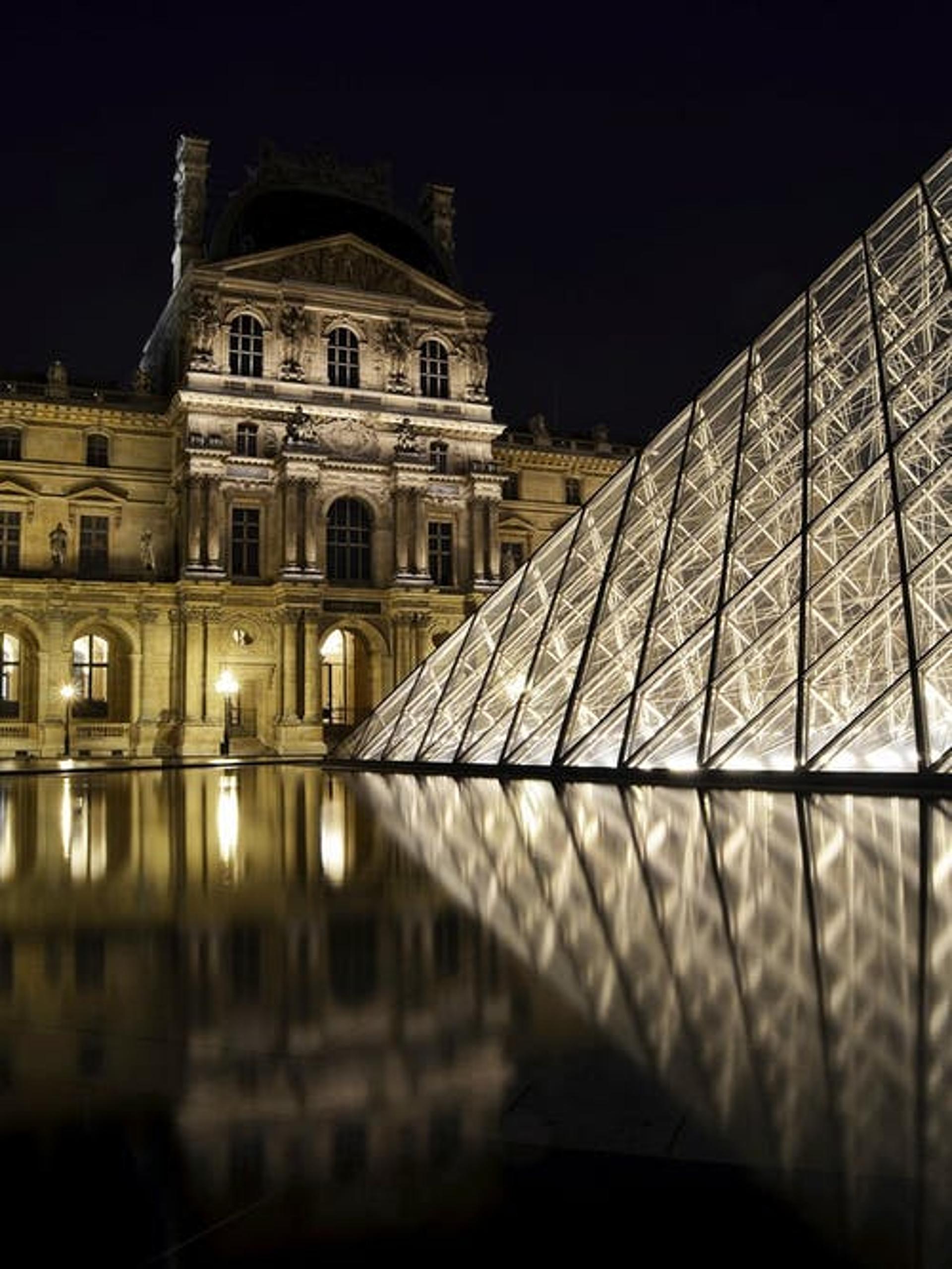 france-landmark-night-paris.jpg