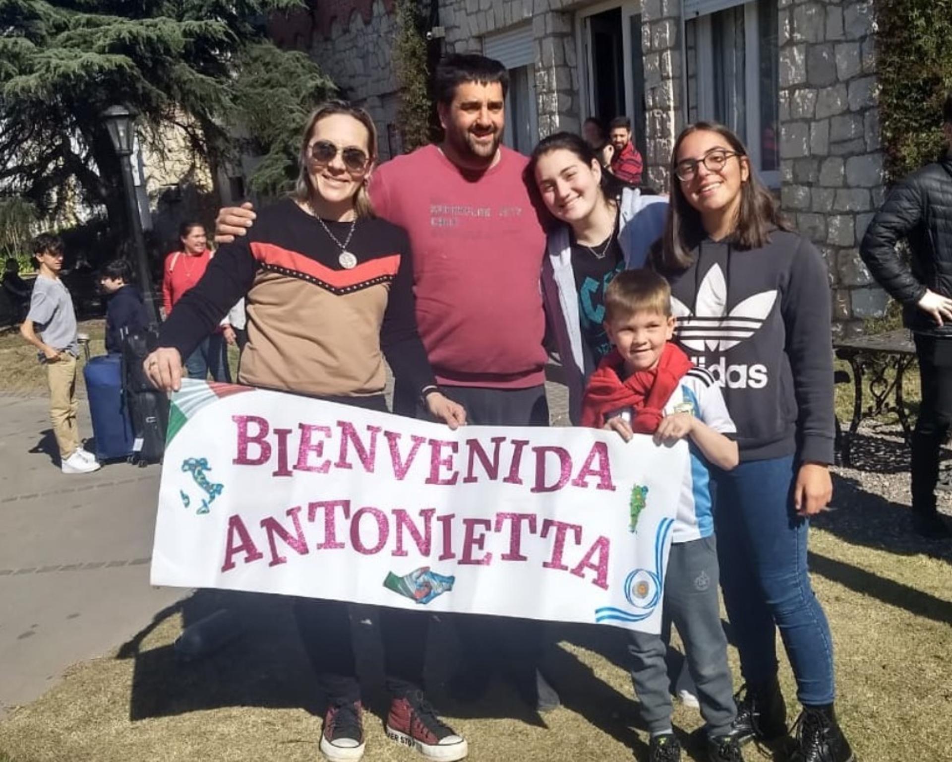 antonietta-exchange-student-zainetto-verde-anno-scolastico-argentina-6.jpg