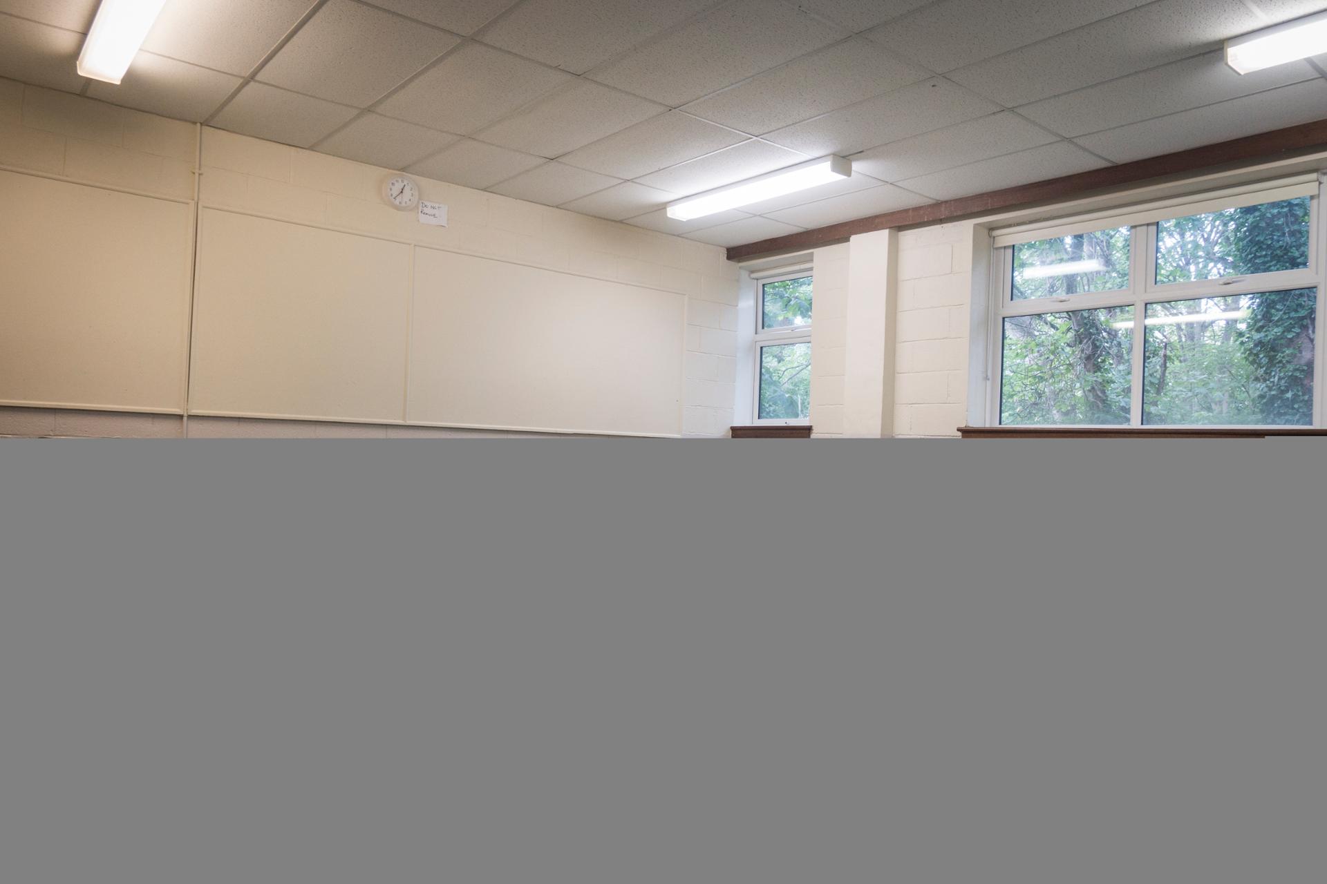 classroom_empty.jpg