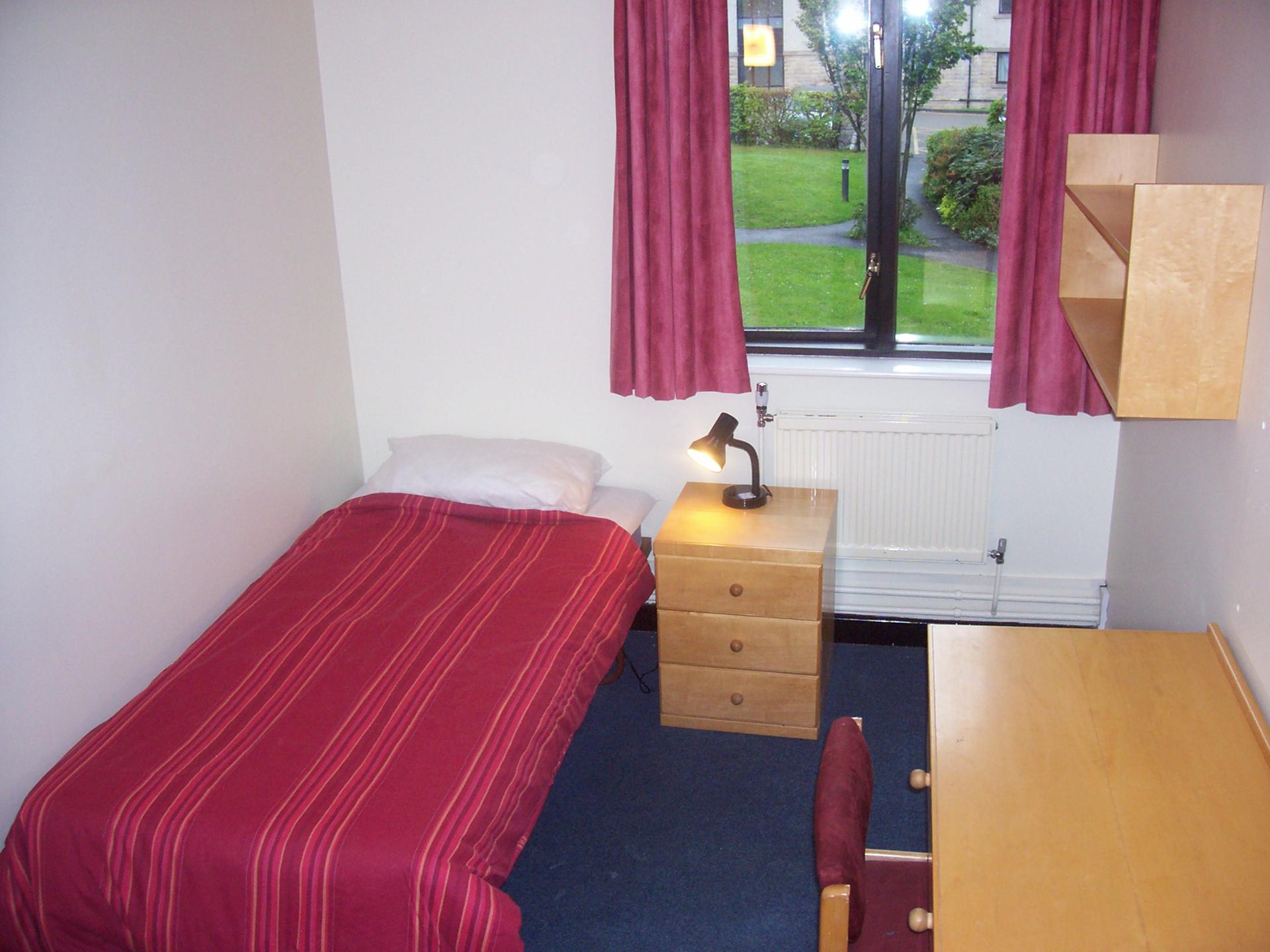 Waddell-Bedroom-no-sink.jpg