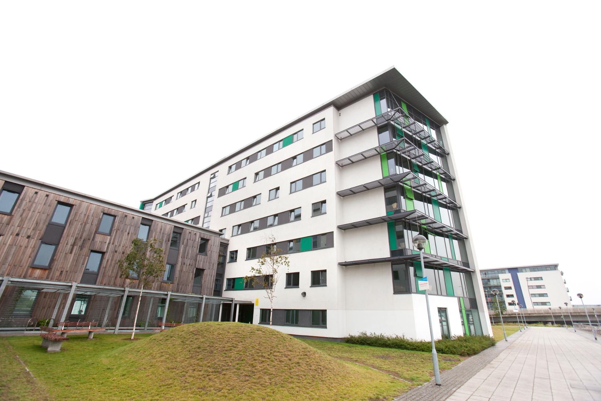 22745.docklands_campus_033.jpg