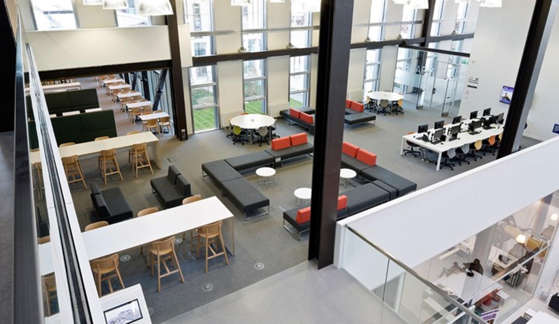 canteen-soft-chairs-zone.jpg.jpg