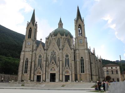 Carpinone - Santuario Madonna Addolorata (Castelpetroso)
