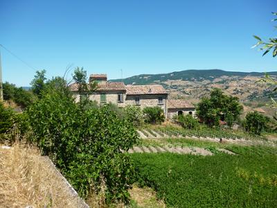 Piccolo borgo nei pressi di Trivento (CB)