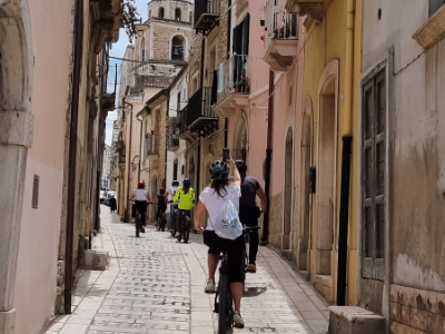 Agriturismo Essentia Tour in Ebike