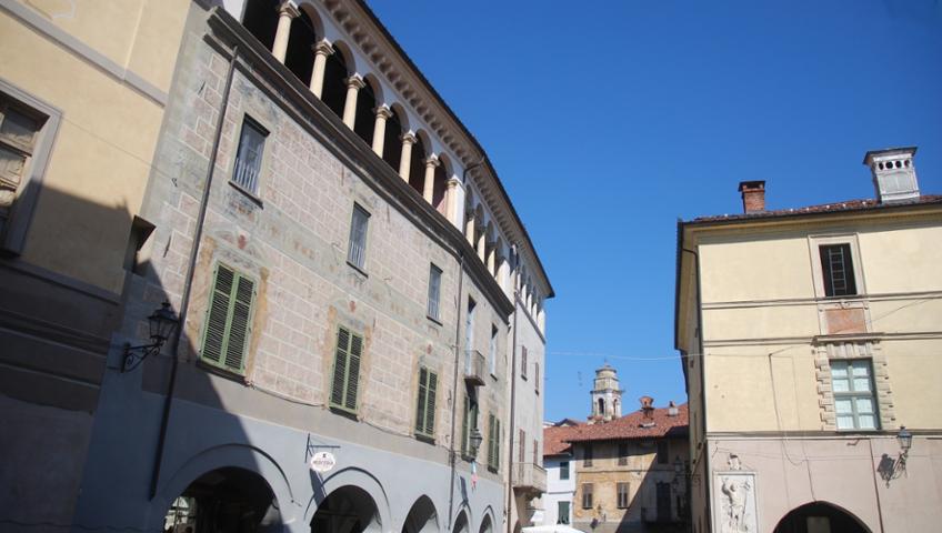 I SEGRETI DI PIAZZA VITTORIO EMANUELE II A RACCONIGI
