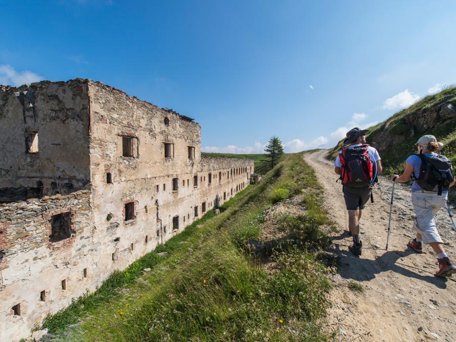 FORTS DE L'EST DU COL DE TENDE