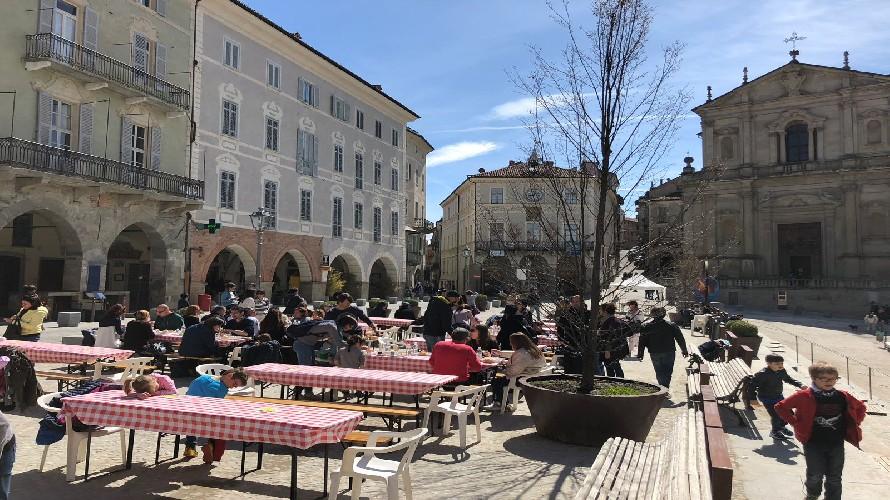 PASQUETTA IN PIAZZA